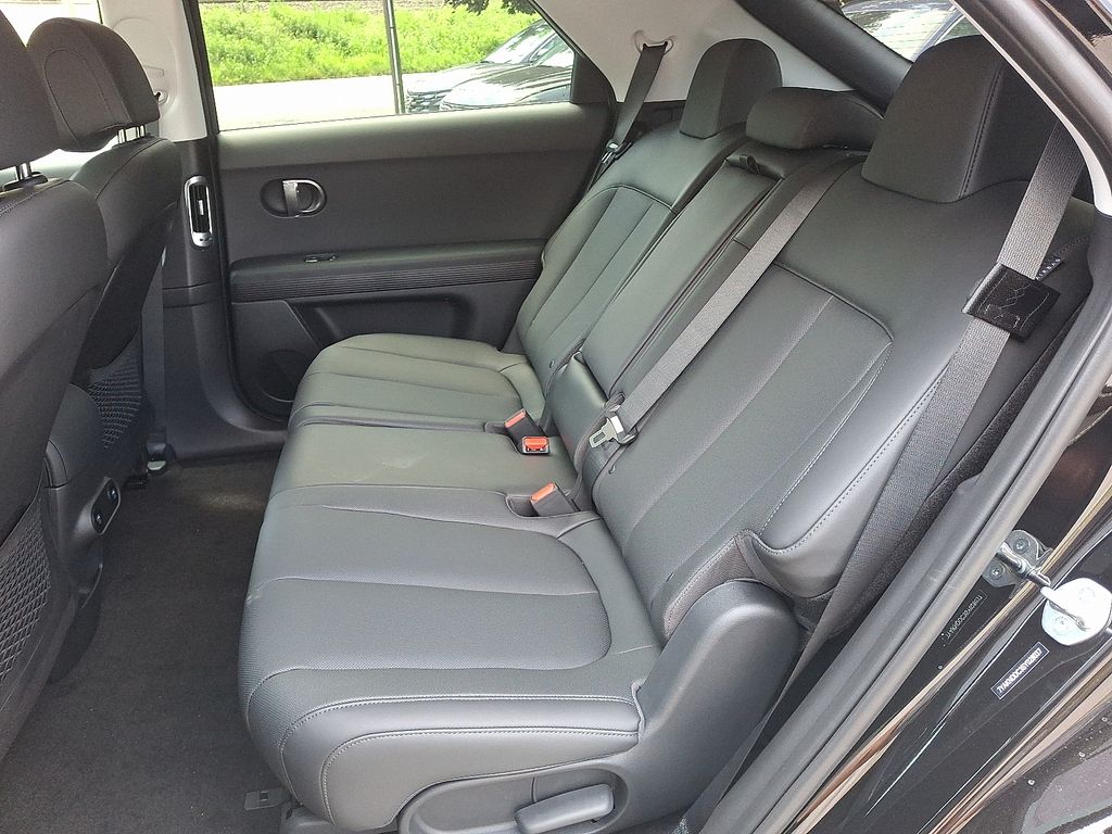 2025 Hyundai IONIQ 5 SEL - Photo 6
