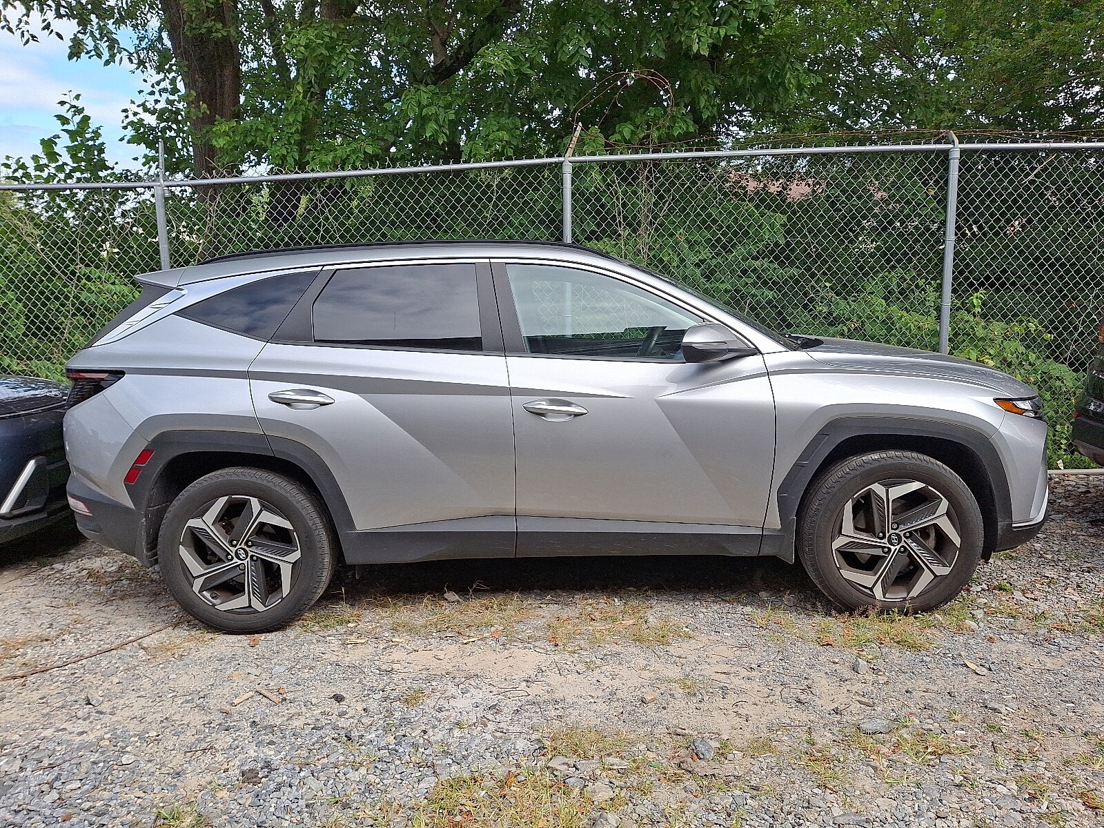 2022 Hyundai Tucson SEL Convenience photo 2