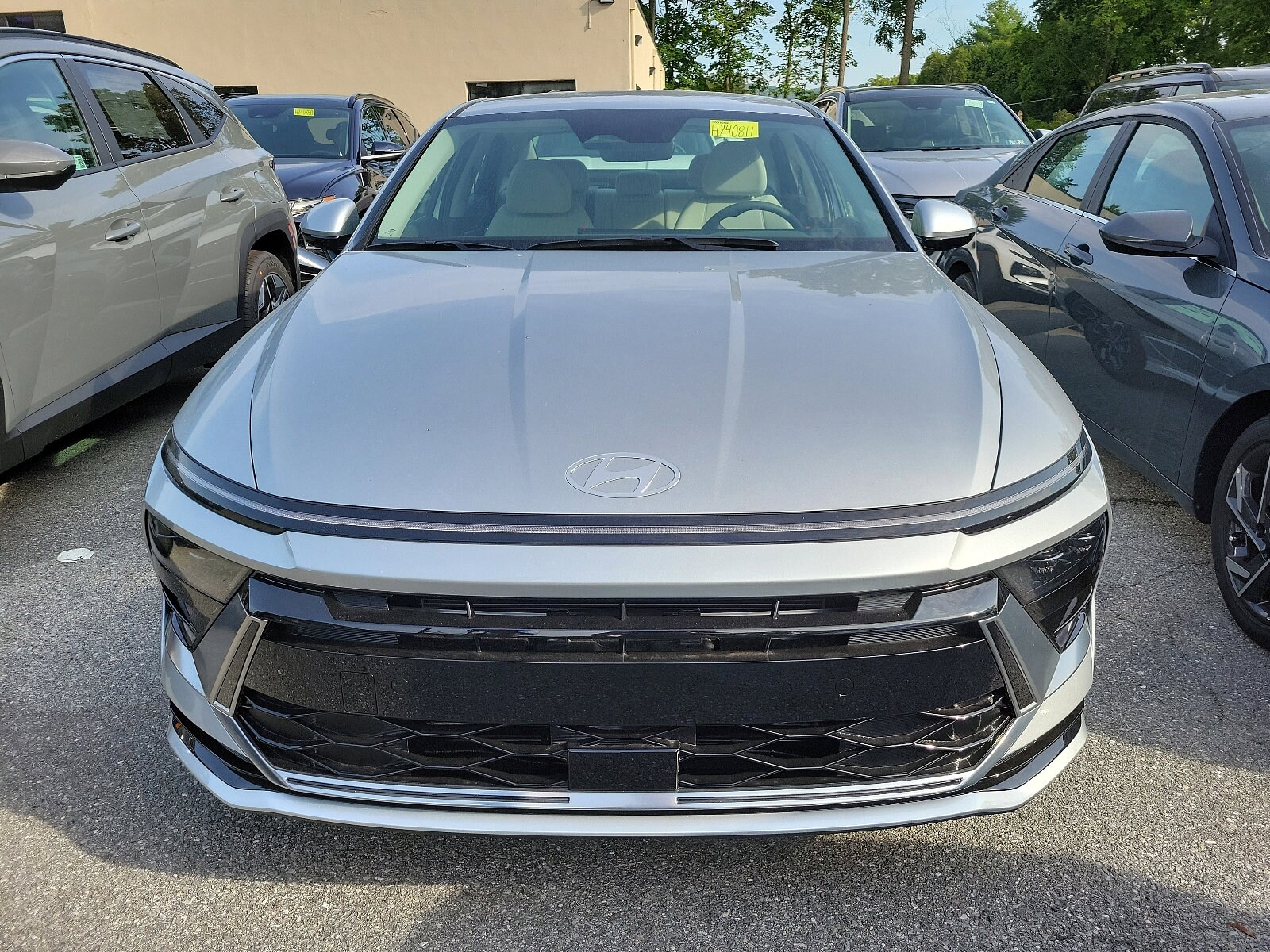 2024 Hyundai Sonata SEL photo 2