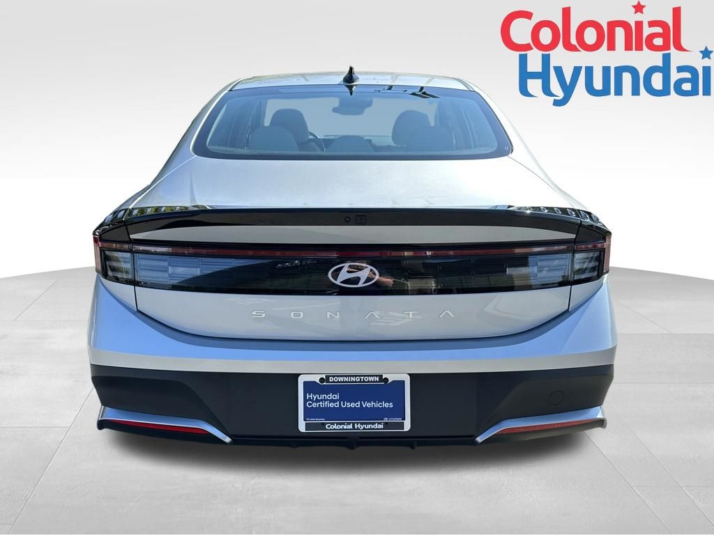 2025 Hyundai Sonata SE - Photo 6