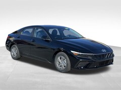 2026 Hyundai Elantra SE Sedan