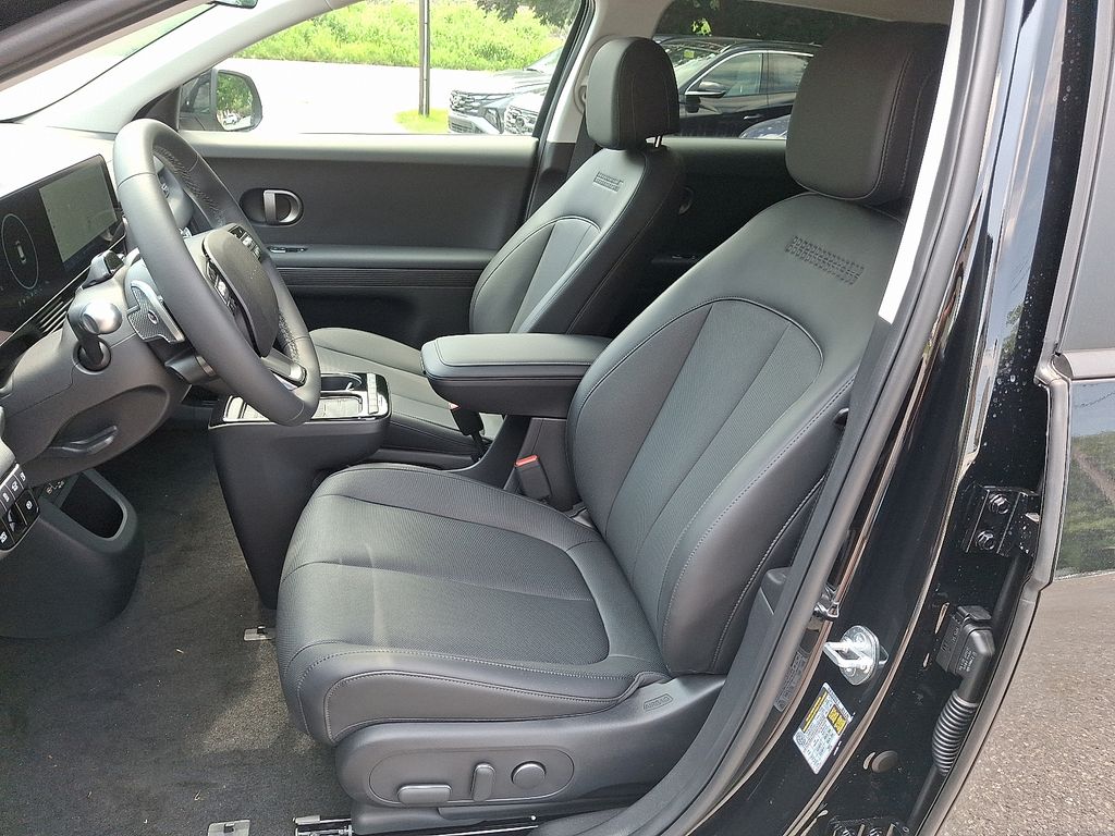 2025 Hyundai IONIQ 5 SEL - Photo 7