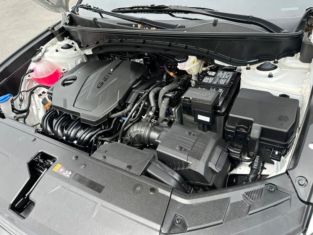 2025 Hyundai Tucson SE - Photo 15