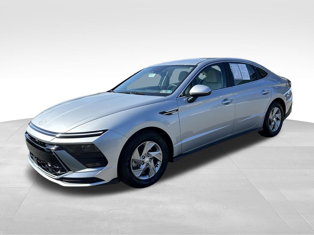 2025 Hyundai Sonata SE - Photo 3