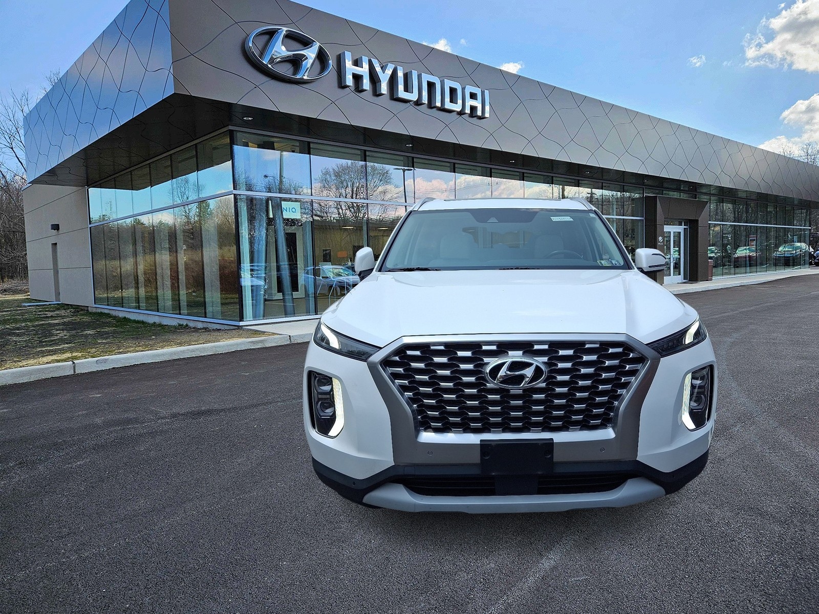 Used 2022 Hyundai Palisade SEL with VIN KM8R4DHE2NU426786 for sale in Downingtown, PA