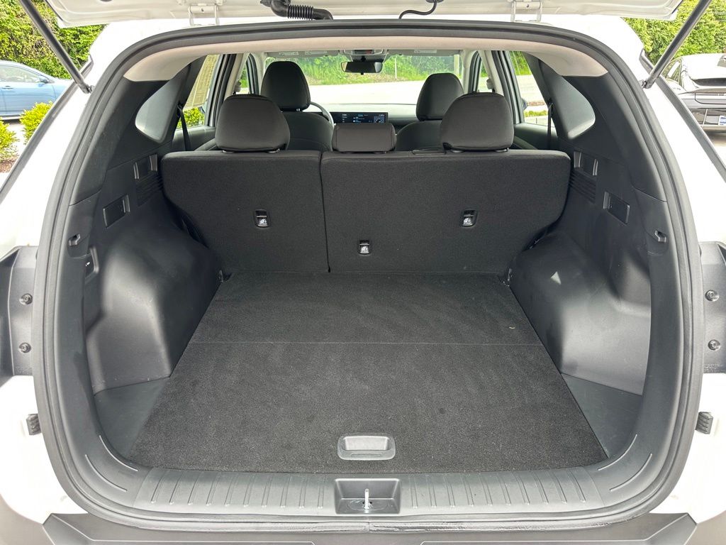 2025 Hyundai Tucson SE - Photo 10