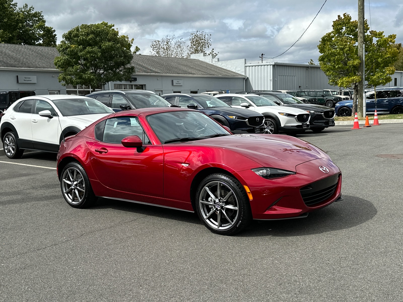 Used 2023 Mazda MX-5 Miata RF Grand Touring with VIN JM1NDAM75P0557438 for sale in Danbury, CT