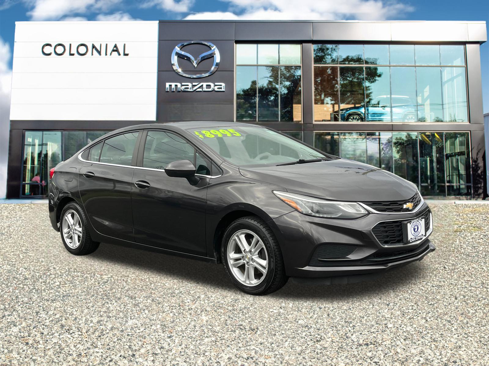 2017 Chevrolet Cruze LT's photo