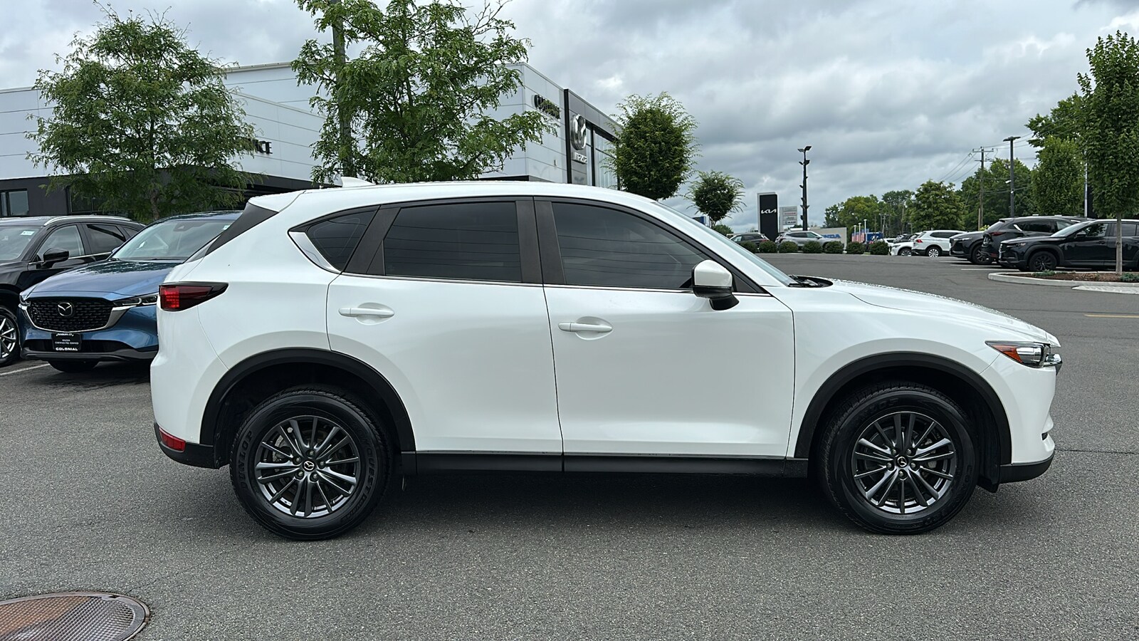 2021 Mazda CX-5 Sport photo 2