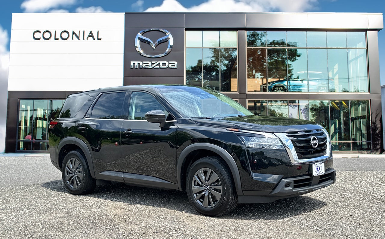 2022 Nissan Pathfinder S