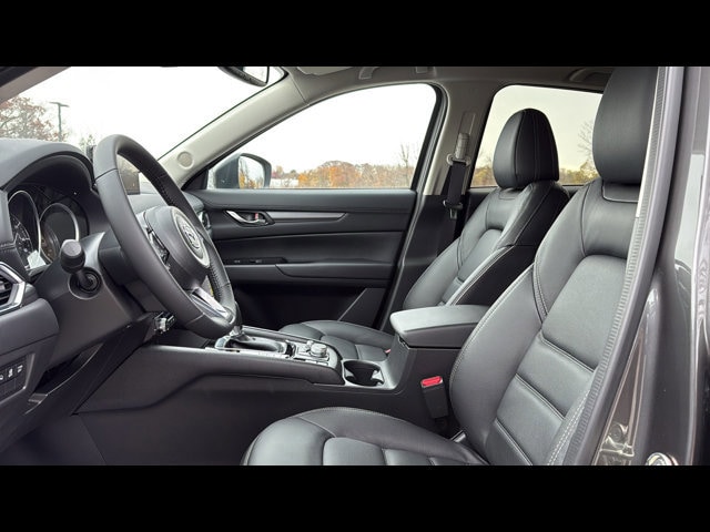 2025 Mazda CX-5 S Preferred package - Photo 7