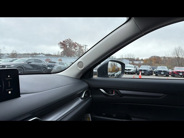 2025 Mazda CX-5 S Preferred package - Photo 18