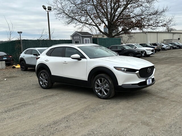 2025 Mazda CX-30 2.5 S Preferred photo 2