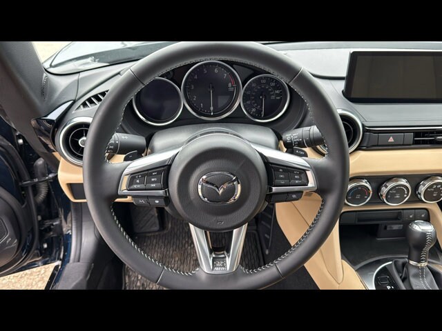 2025 Mazda MX-5 Miata Grand Touring - Photo 8