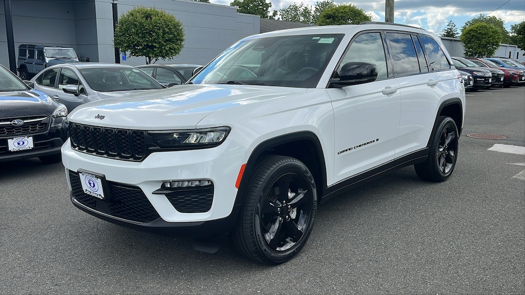 Used 2023 Jeep Grand Cherokee Limited Sport Utility