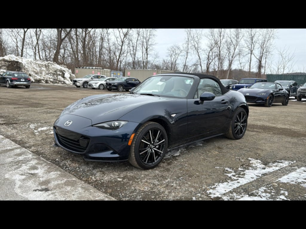 New 2025 Mazda MX-5 MIATA Grand Touring CONVERTIBLE