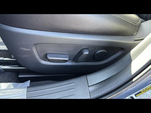 2026 Mazda CX-50 Premium Plus - Photo 8