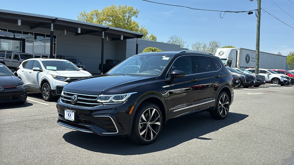 Used 2023 Volkswagen Tiguan SEL R-Line Sport Utility