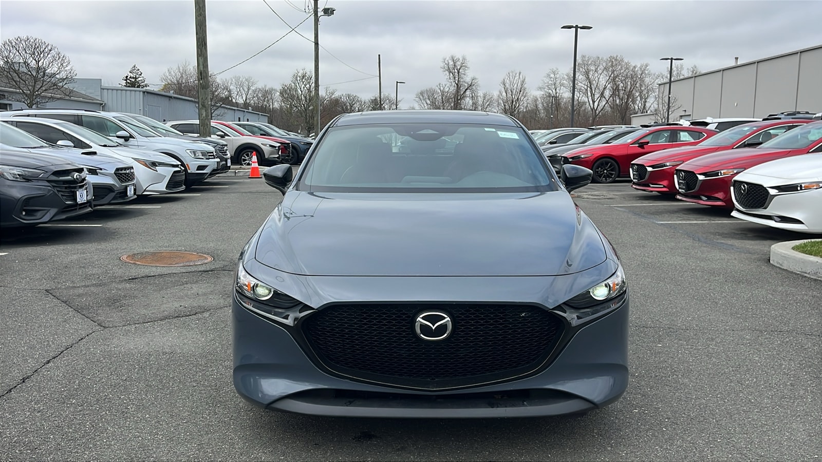 View vehicle photo 2