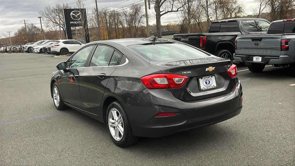 Used 2017 Chevrolet Cruze LT Car