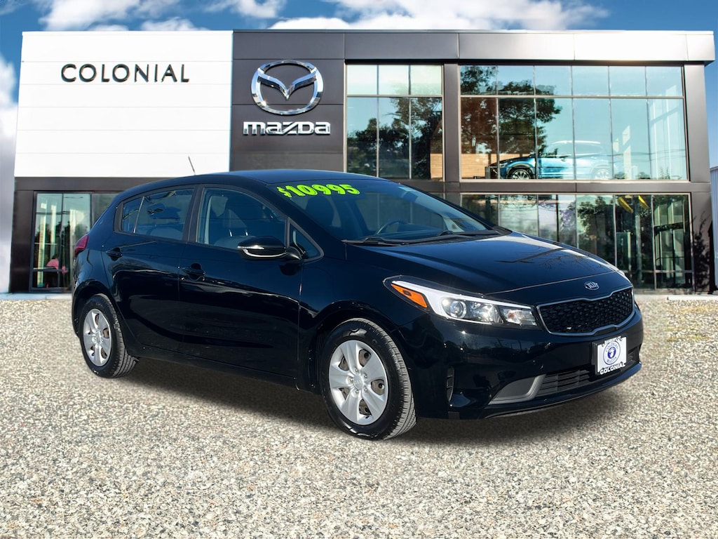 Used 2017 Kia Forte5 LX Hatchback