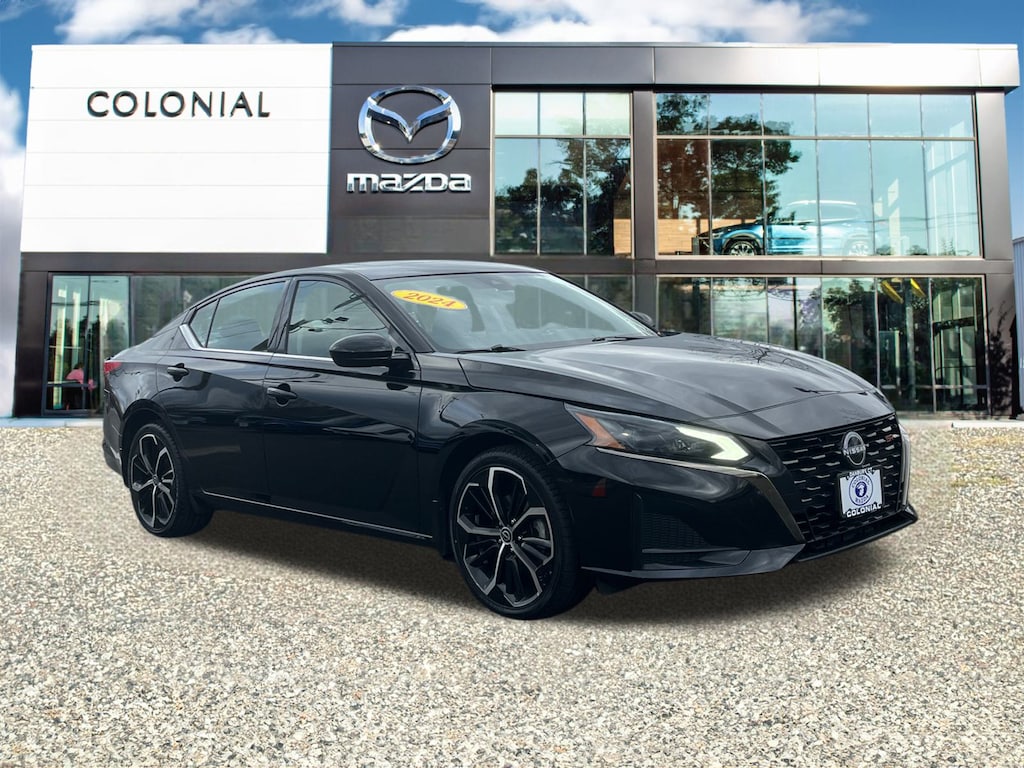 Used 2024 Nissan Altima 2.5 SR Car