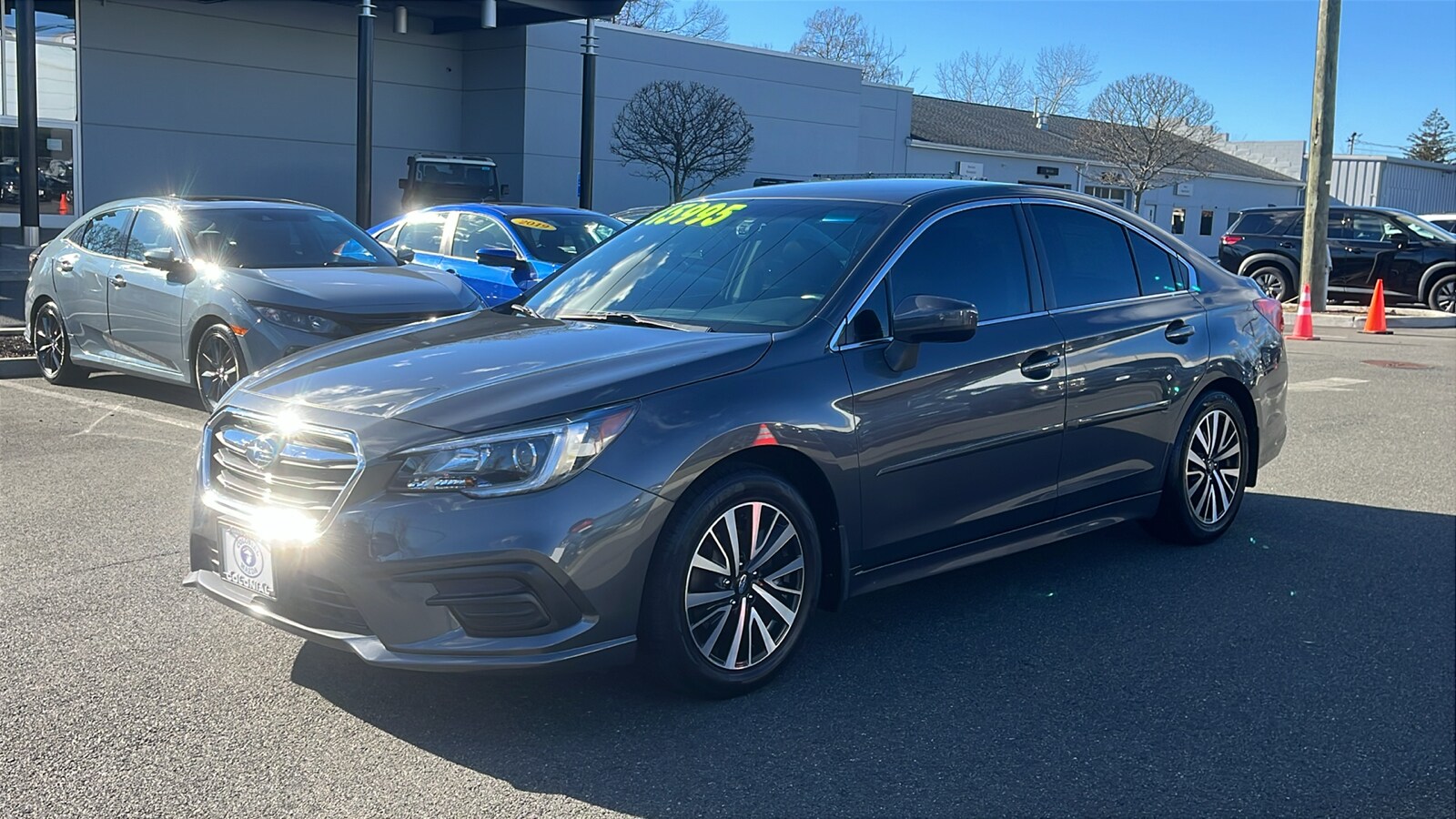 2018 Subaru Legacy Premium photo 2