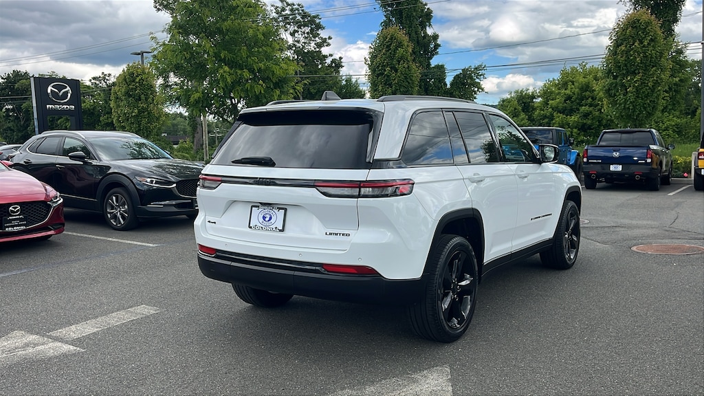 Used 2023 Jeep Grand Cherokee Limited Sport Utility