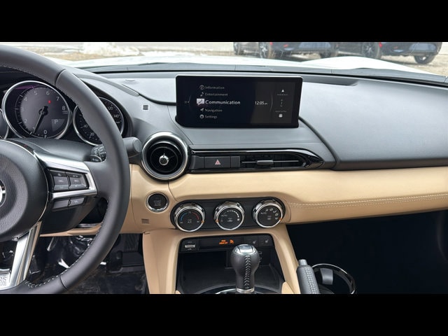 2025 Mazda MX-5 Miata RF Grand Touring - Photo 14