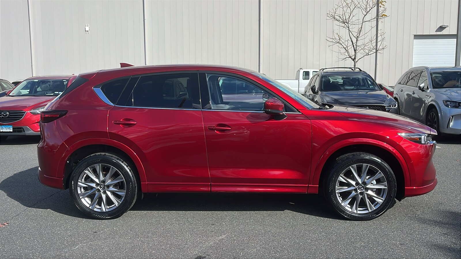 2024 Mazda CX-5 2.5 Premium Plus photo 2
