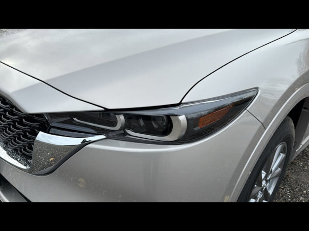 New 2025 Mazda CX-5 2.5 S Preferred AWD Sport Utility