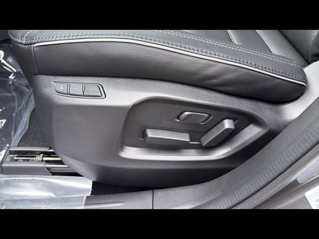 2025 Mazda CX-5 S Preferred package - Photo 8