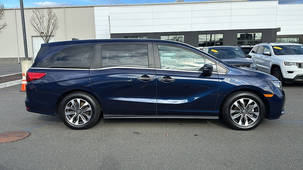 Used 2022 Honda Odyssey EX-L Mini-van, Passenger