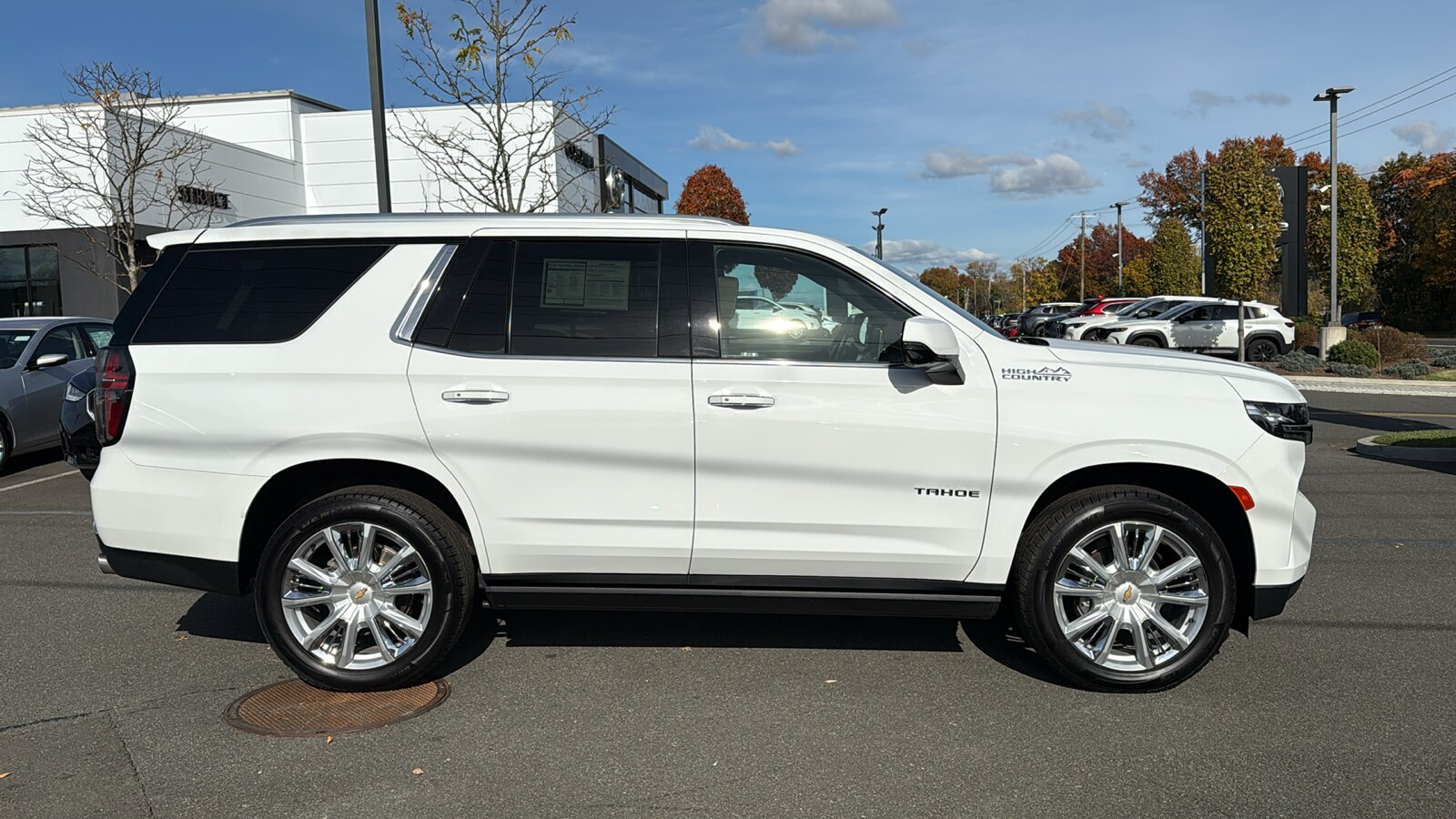 2023 Chevrolet Tahoe High Country photo 2