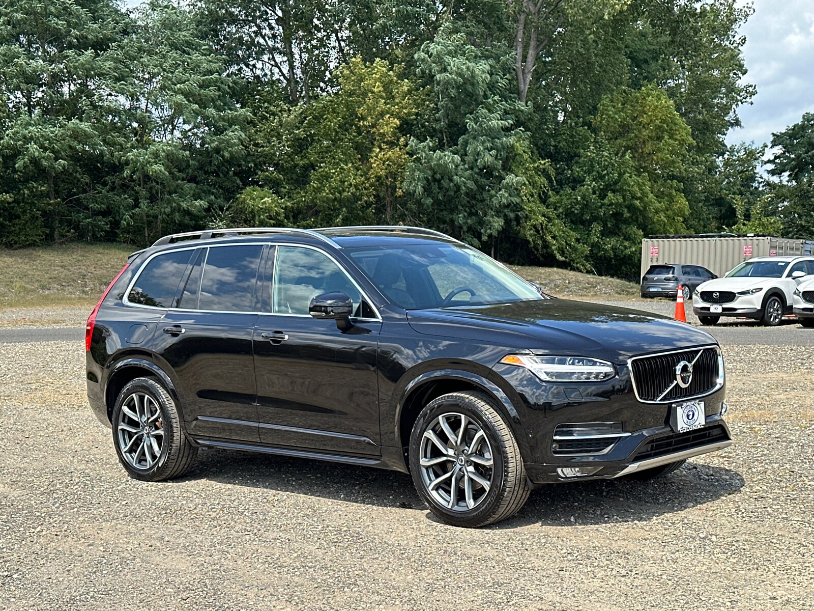 2016 Volvo XC90 T6 Momentum photo 2