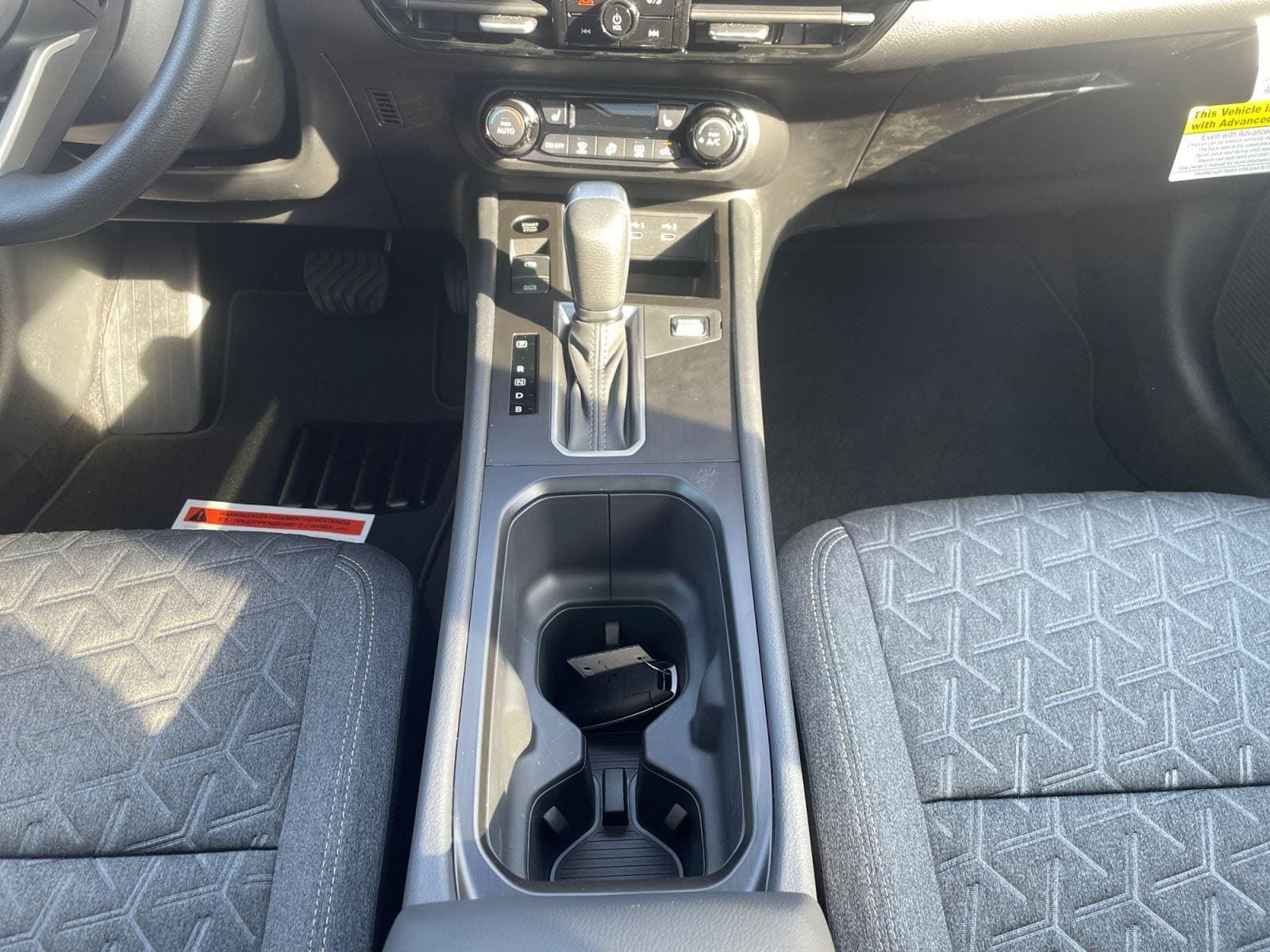 2026 Nissan KICKS SV - Photo 11