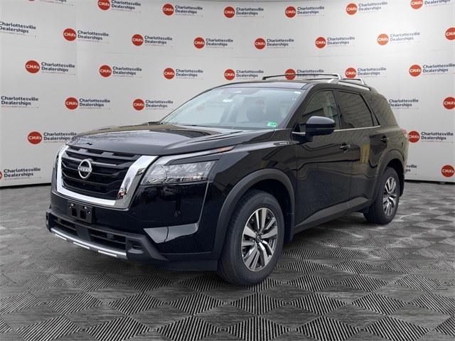 2025 Nissan Pathfinder SL's photo