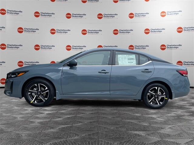 2025 Nissan Sentra SV photo 2
