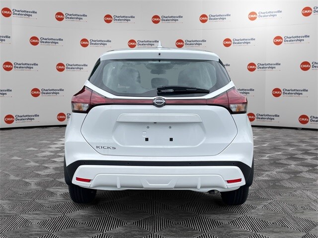 2025 Nissan Kicks Play S photo 4