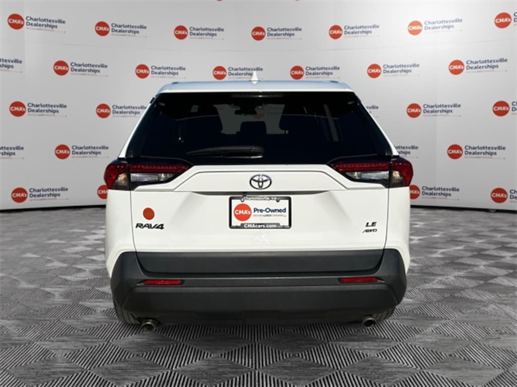 Used 2022 Toyota RAV4 LE SUV
