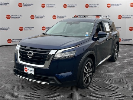 2023 Nissan Pathfinder Platinum SUV