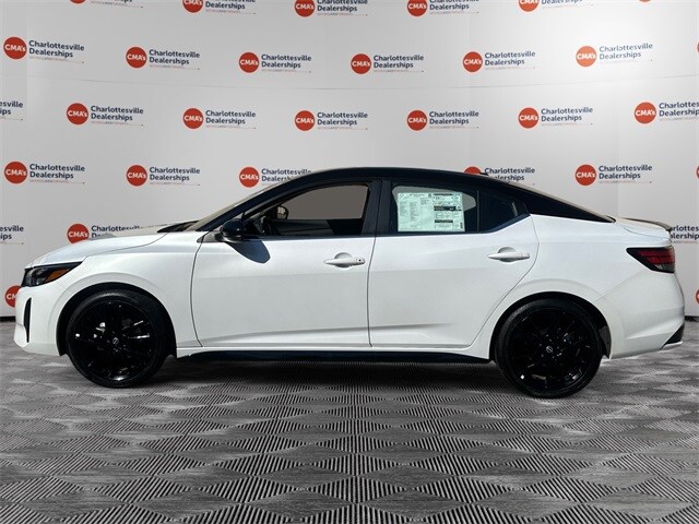 2025 Nissan Sentra SR photo 2