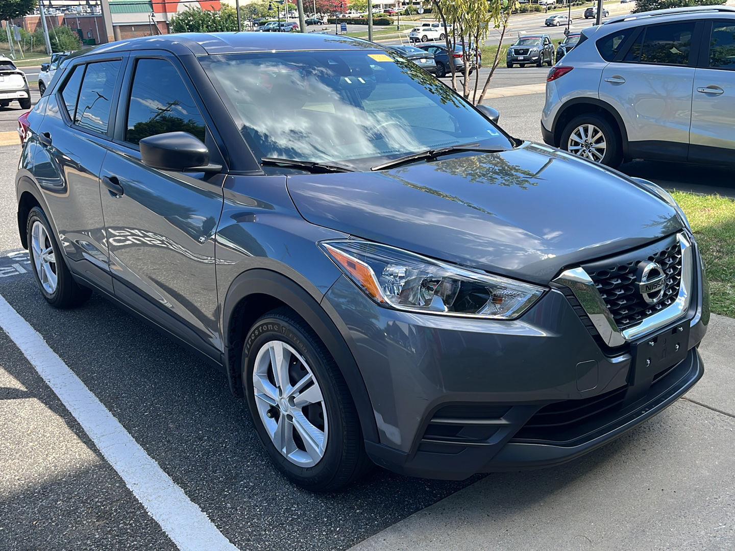 Used 2020 Nissan Kicks S with VIN 3N1CP5BV2LL558201 for sale in Charlottesville, VA