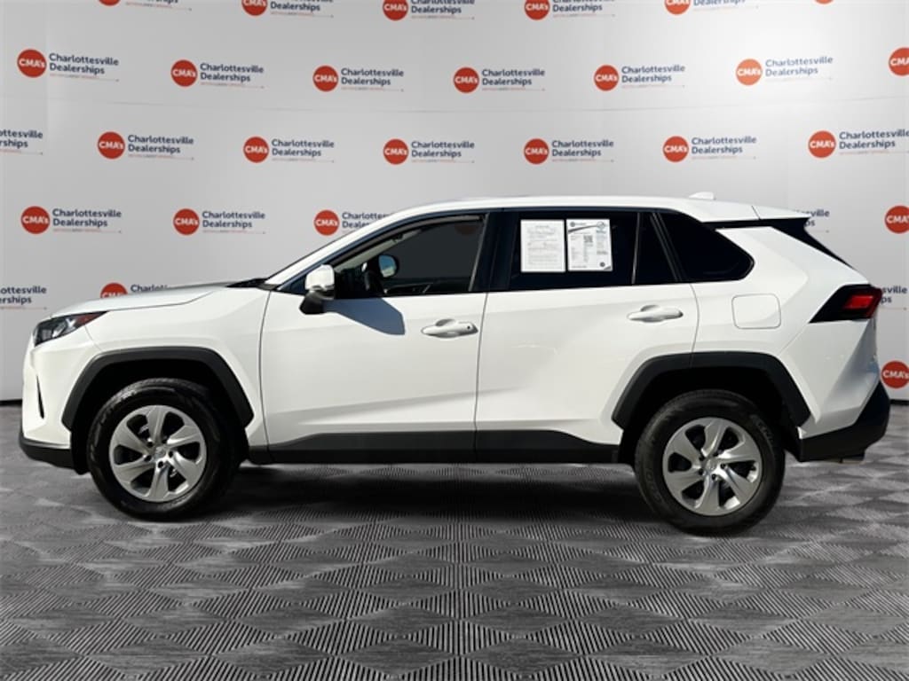 Used 2022 Toyota RAV4 LE SUV
