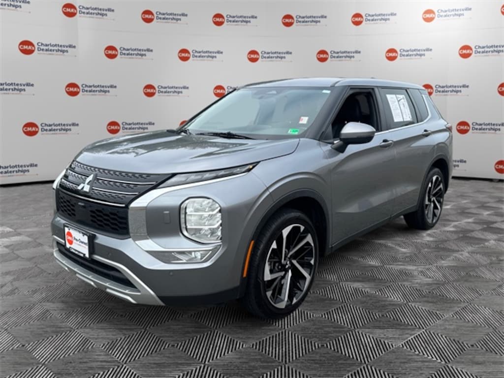 Used 2023 Mitsubishi Outlander SE SUV