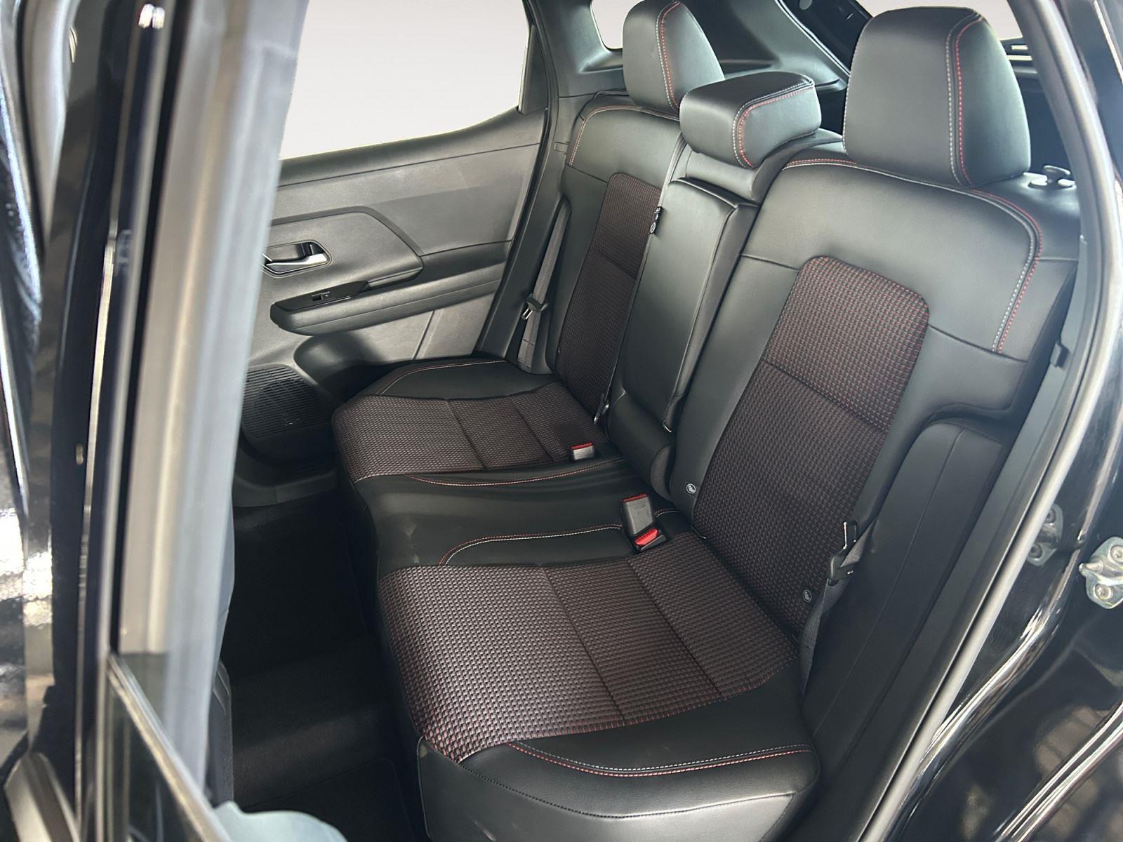 2026 Nissan KICKS SR AWD - Photo 13