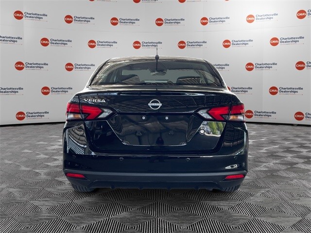 2025 Nissan Versa 1.6 S photo 4