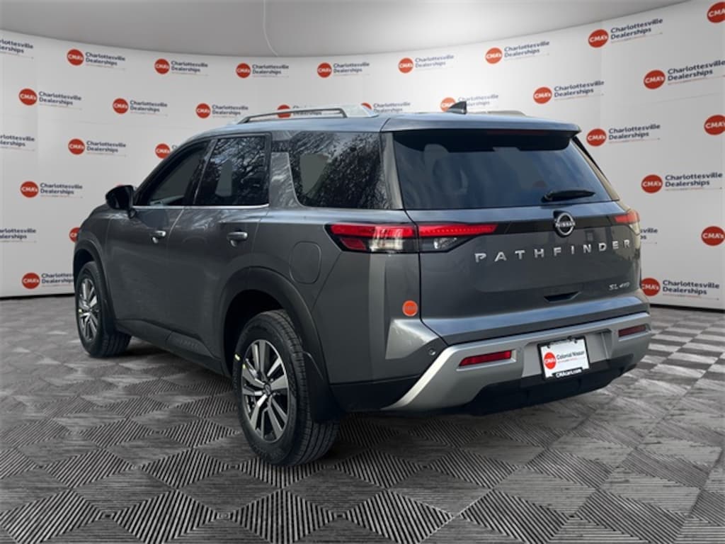 New 2025 Nissan Pathfinder SL SUV