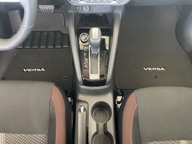 2025 Nissan Versa Sedan SR - Photo 11