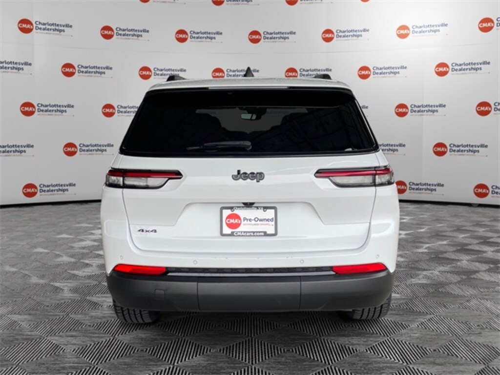 Used 2023 Jeep Grand Cherokee L Laredo SUV